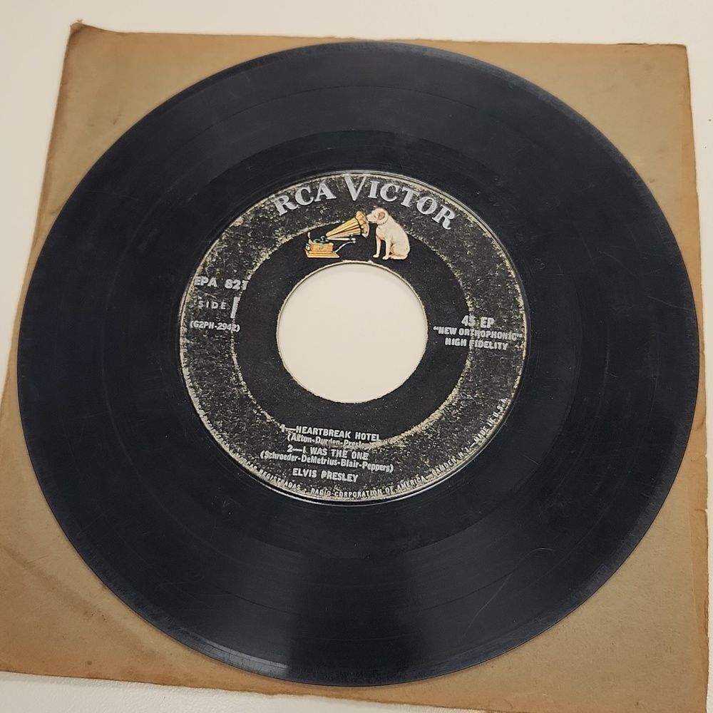 Elvis Presley Heartbreak Hotel I Was The One Honey Honey 45 RPM Vinyl Record